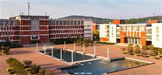 学校特色